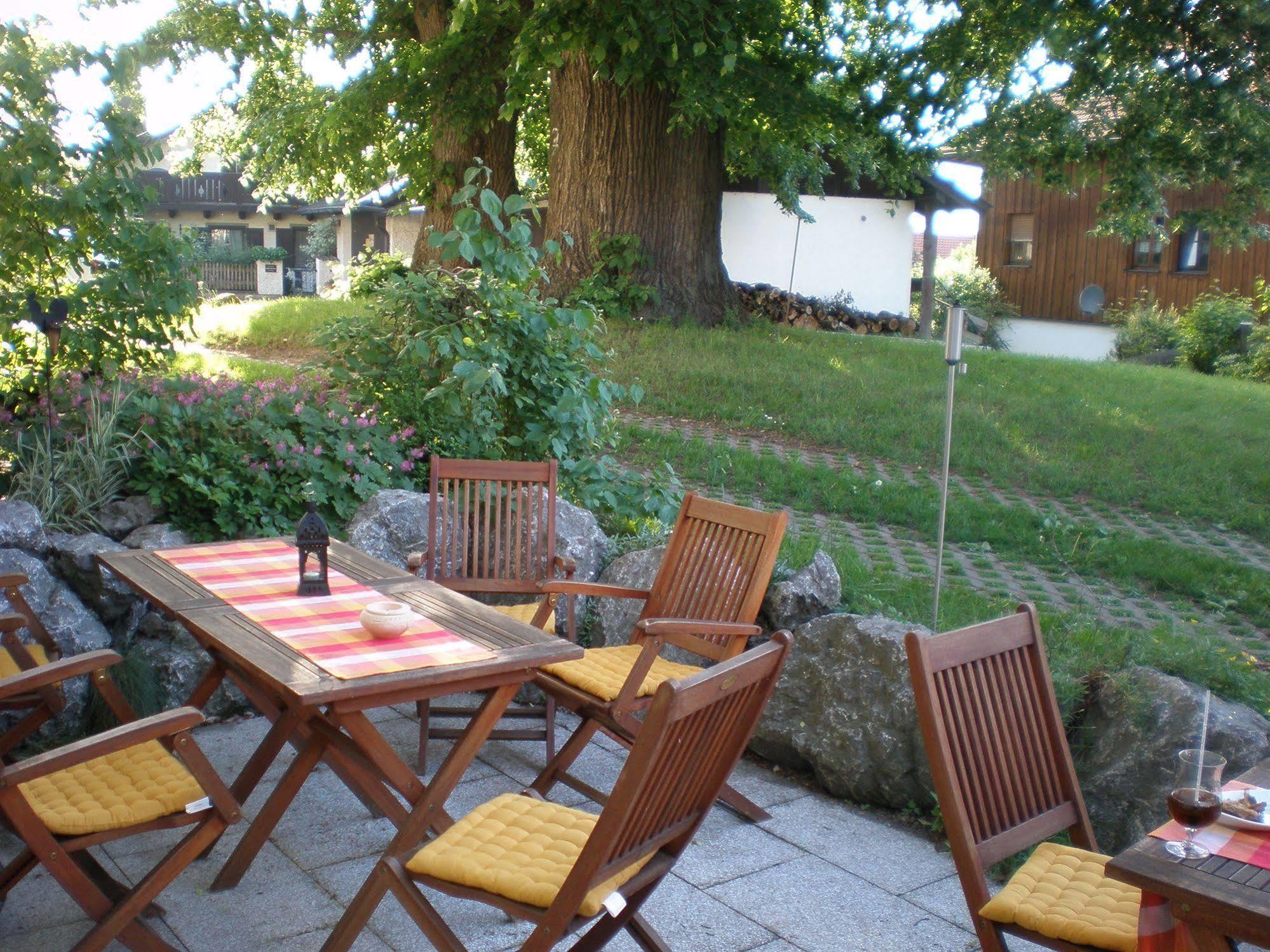 Hotel Bockmaier Oberpframmern Exterior photo